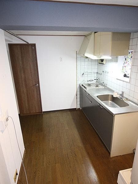 Room image 13