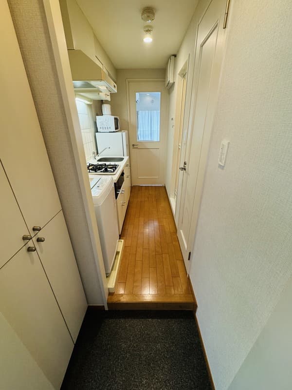 Room image 12