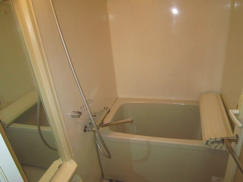 Room image 12