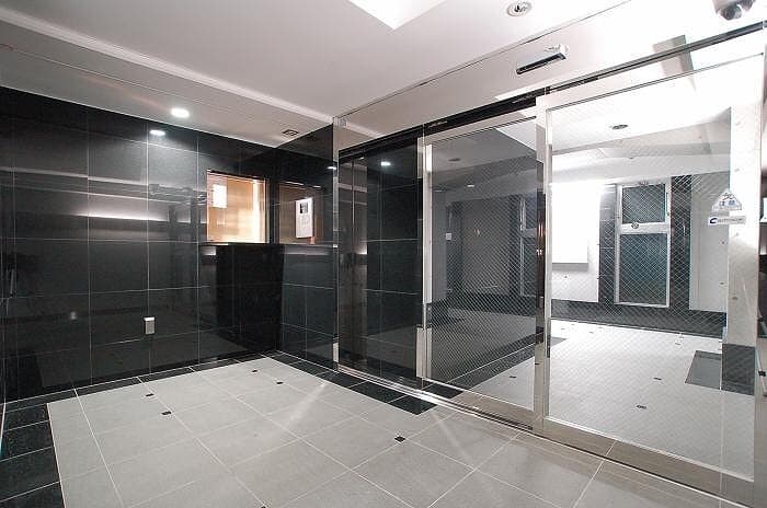 Room image 10