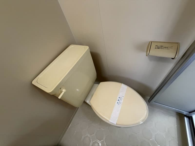 Room image 11