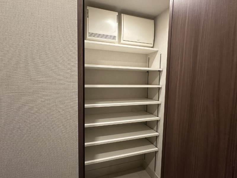Room image 13