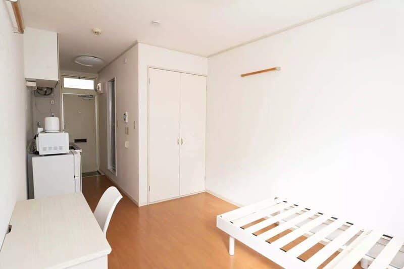 Room image 16