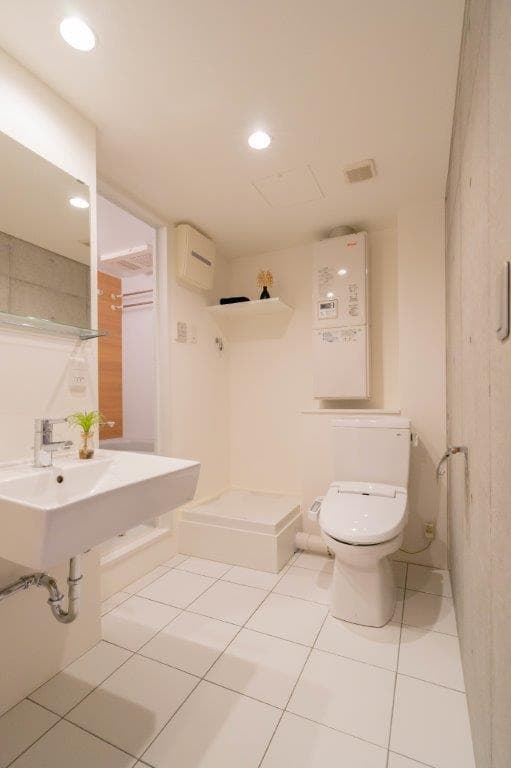 Room image 11