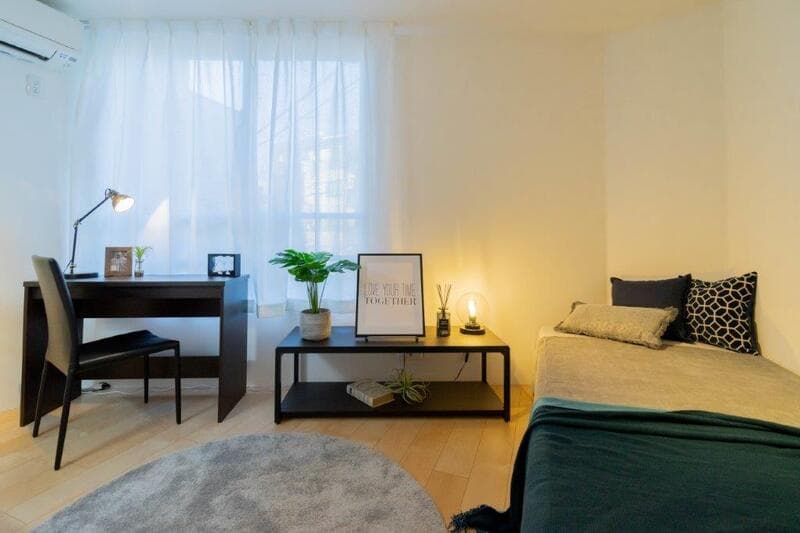Room image 15