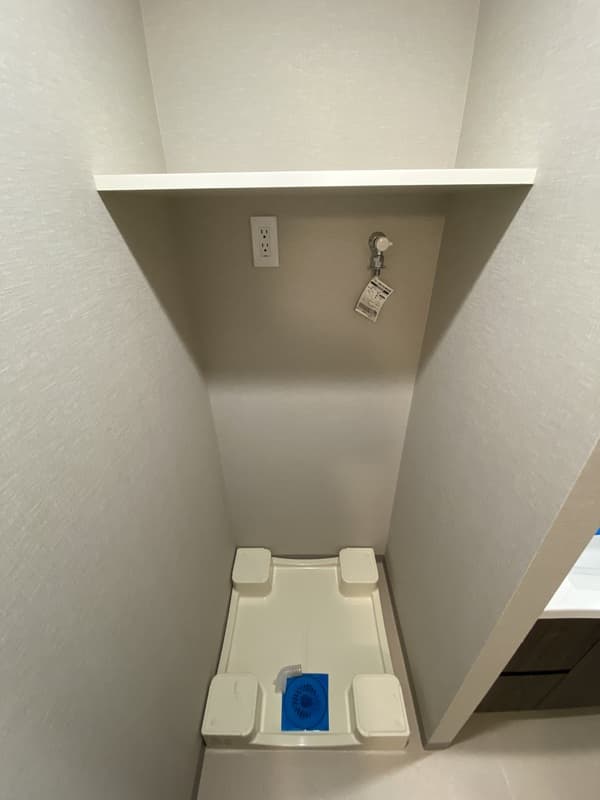 Room image 13