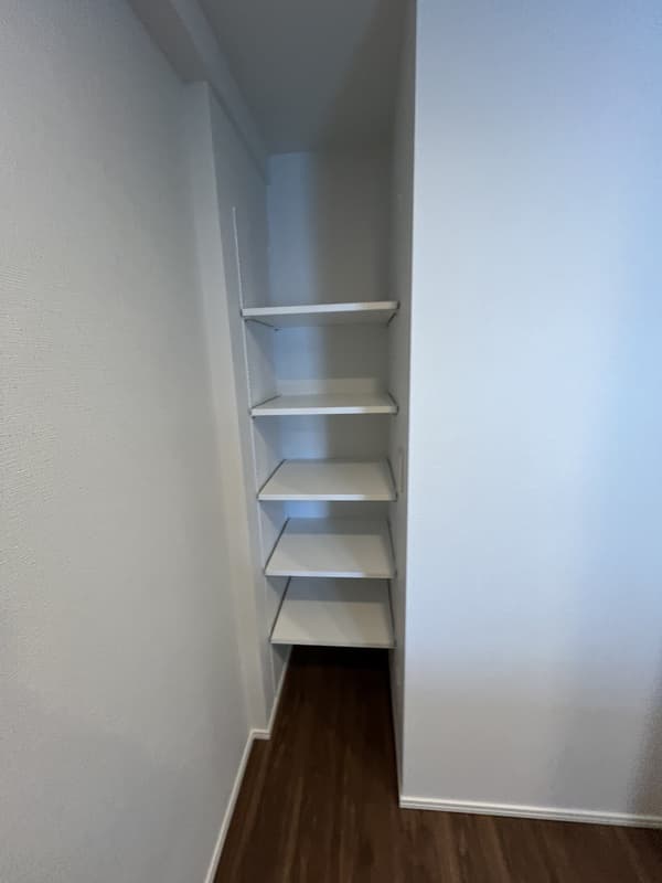 Room image 16