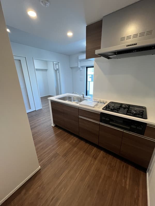 Room image 9