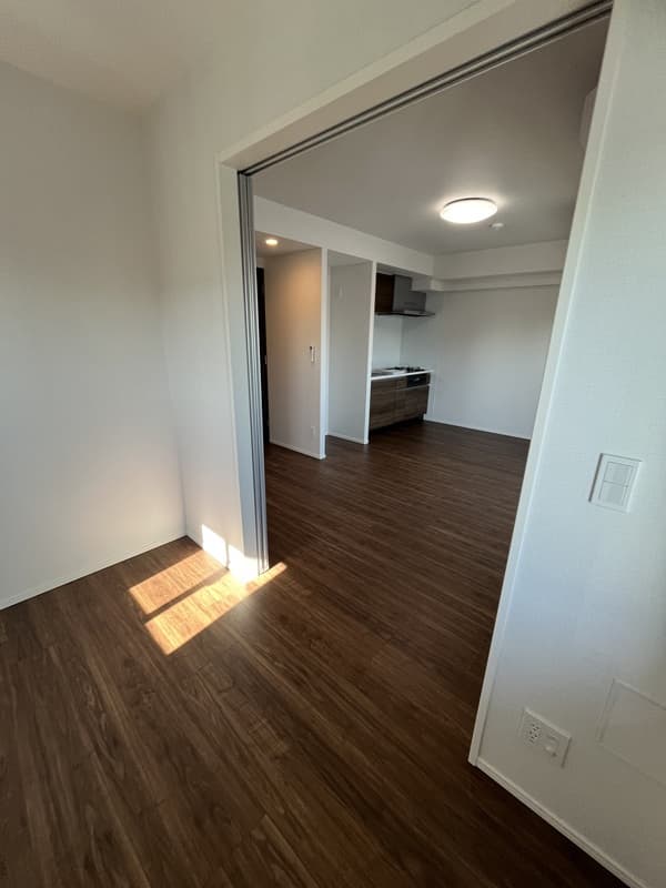 Room image 14