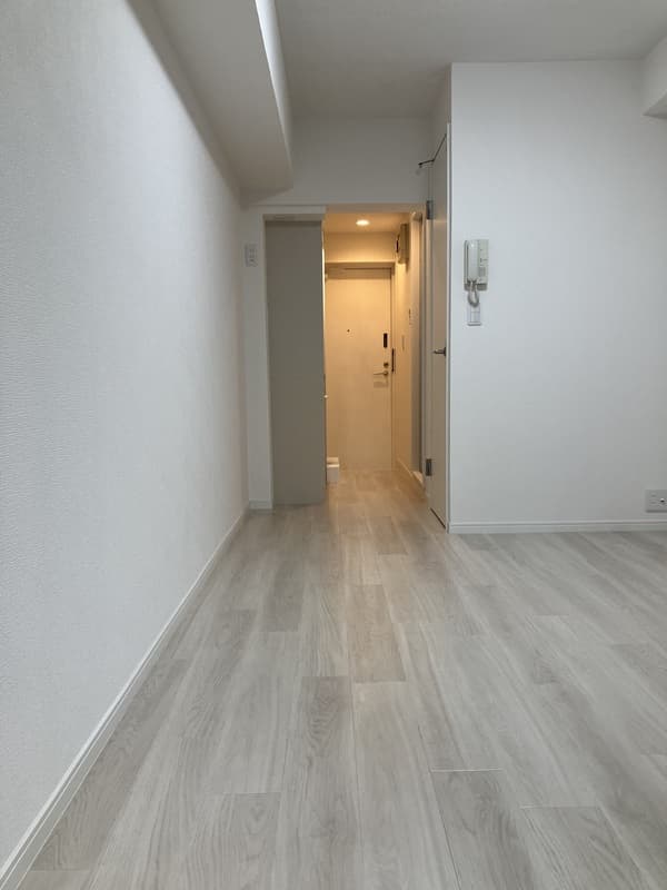 Room image 15