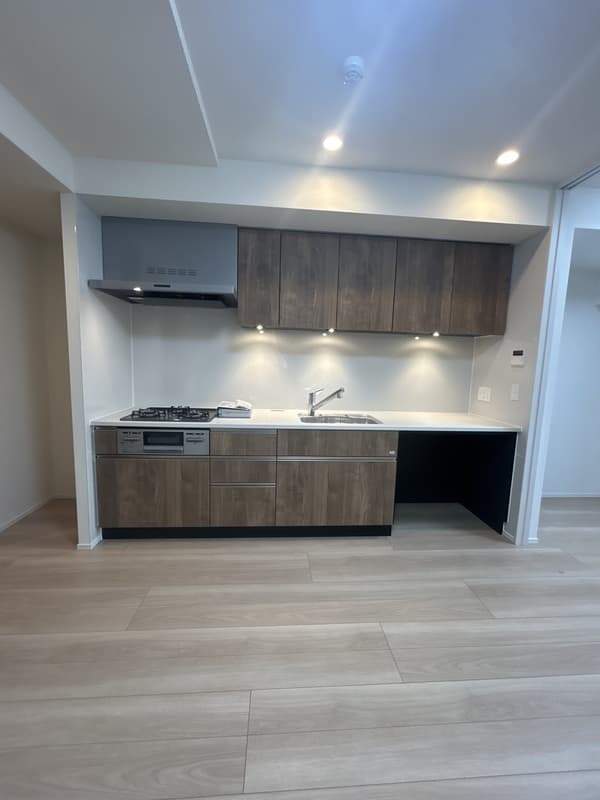 Room image 11