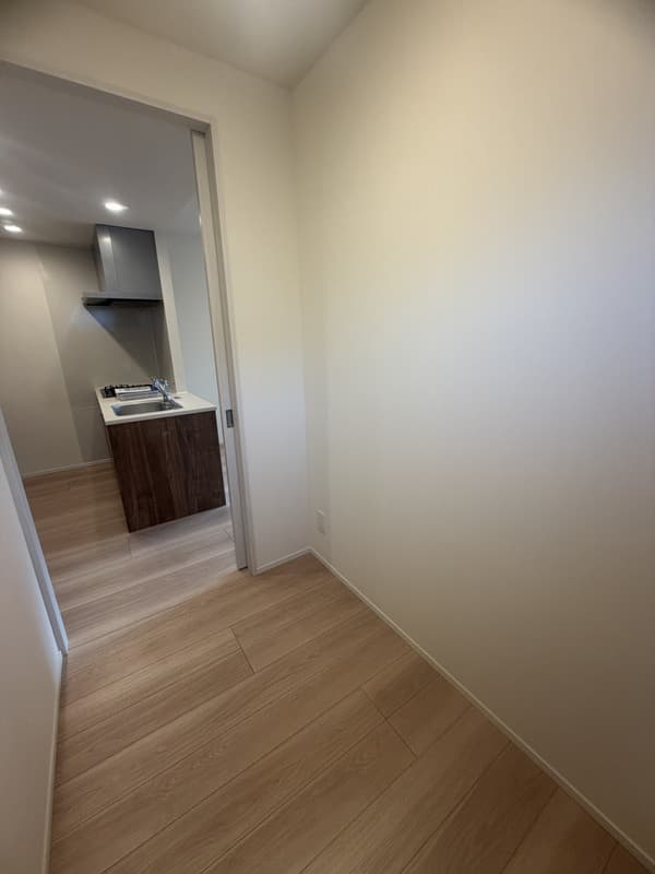 Room image 14
