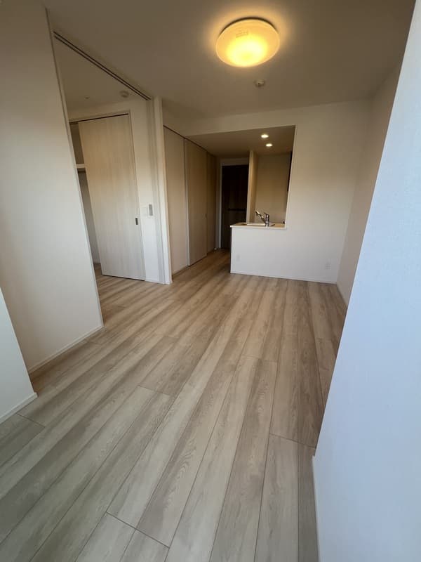 Room image 11