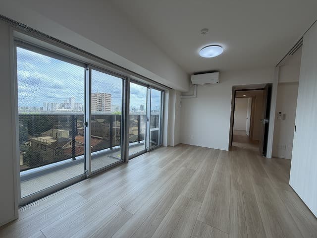 Room image 9