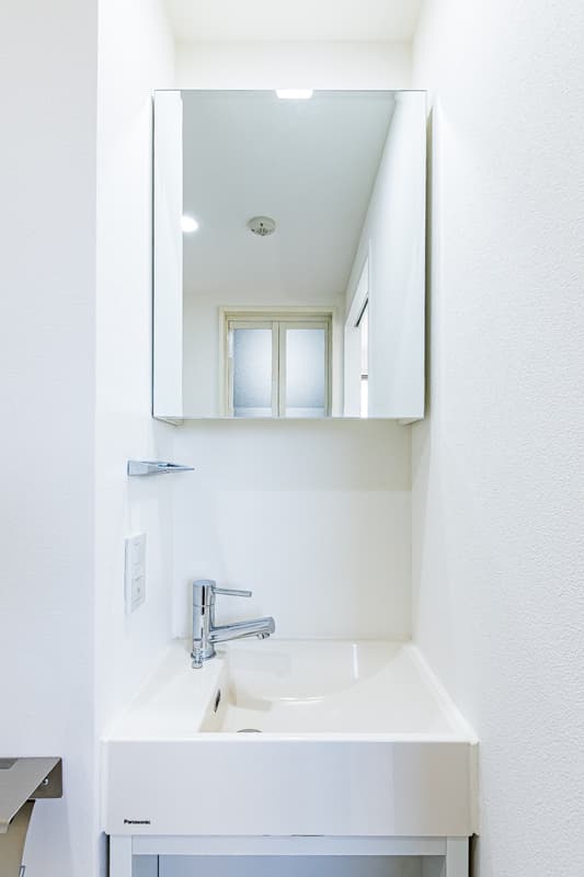 Room image 12