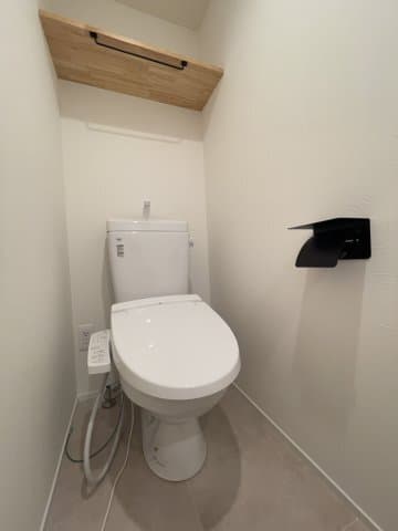 Room image 10