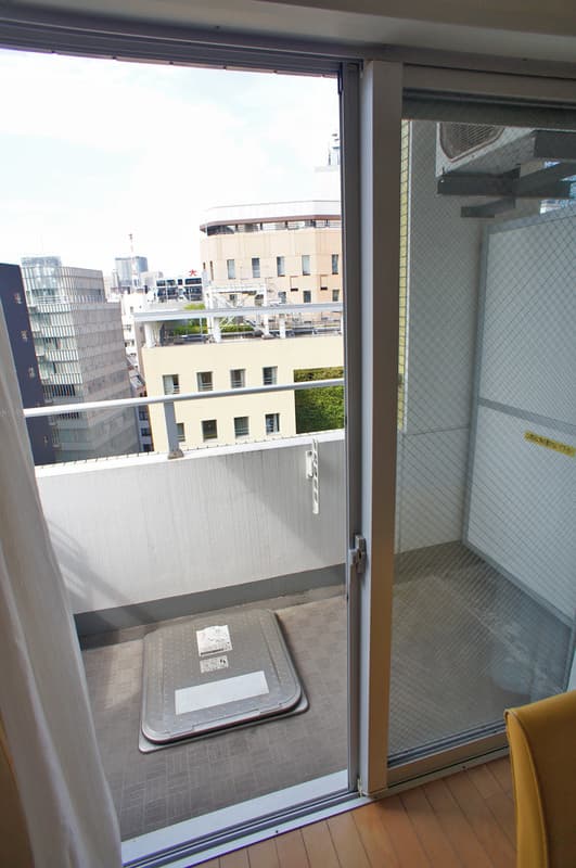 Room image 11