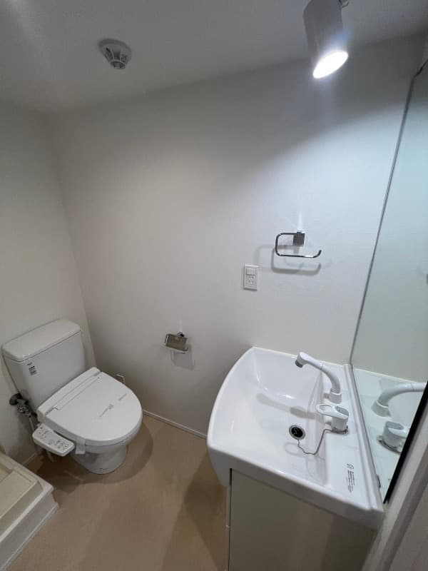 Room image 13