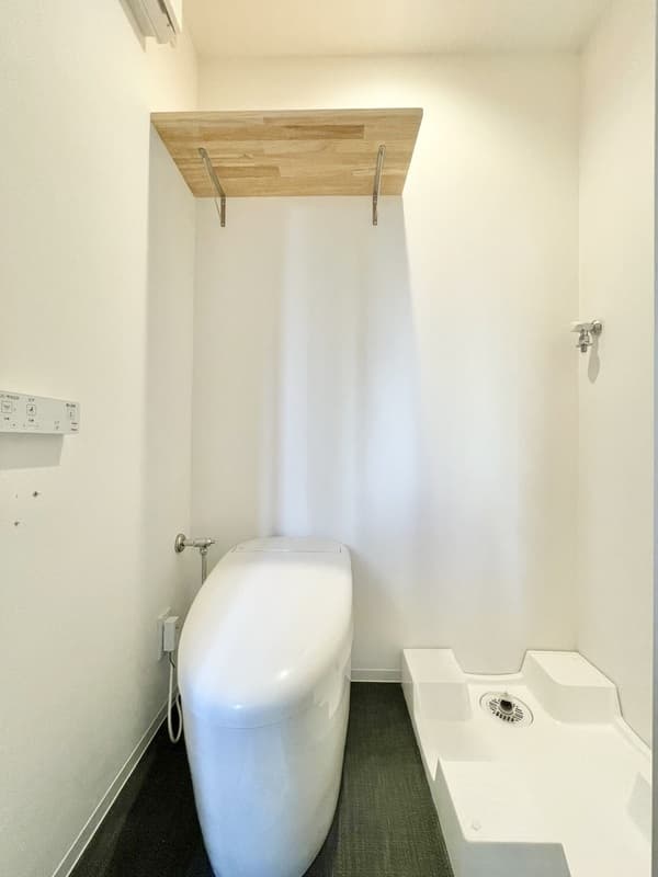 Room image 11