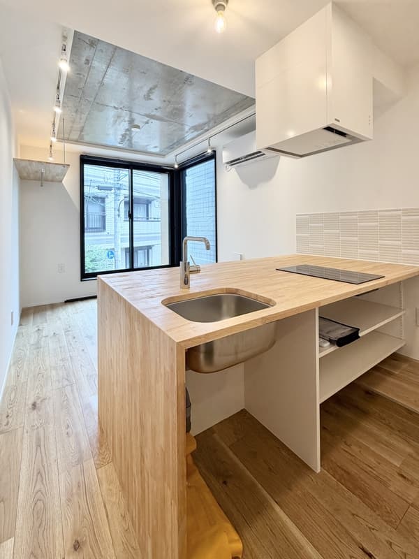 Room image 8