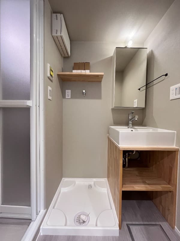 Room image 8