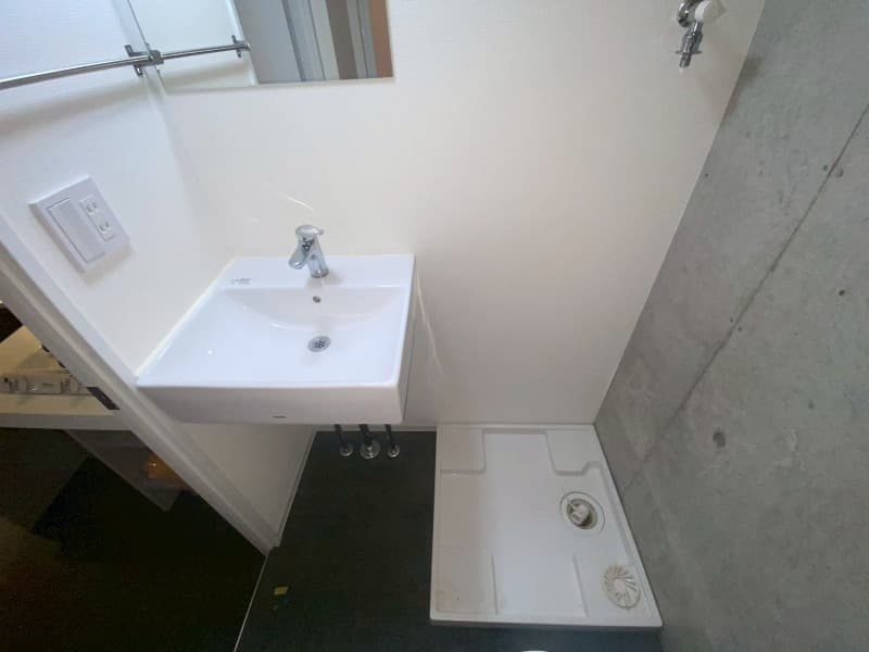 Room image 13