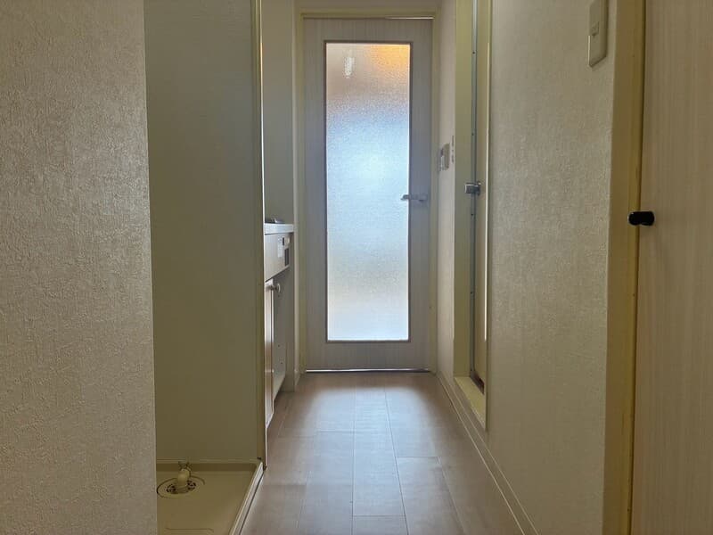 Room image 13