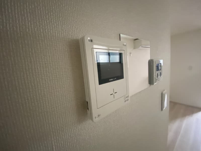 Room image 12