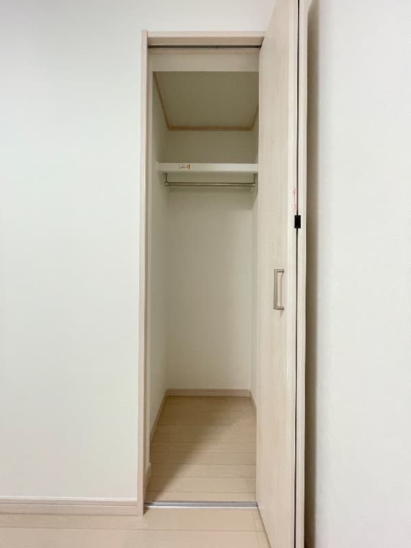 Room image 16