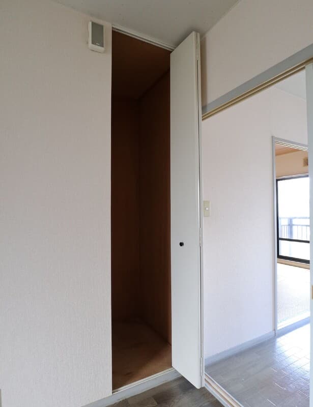 Room image 14