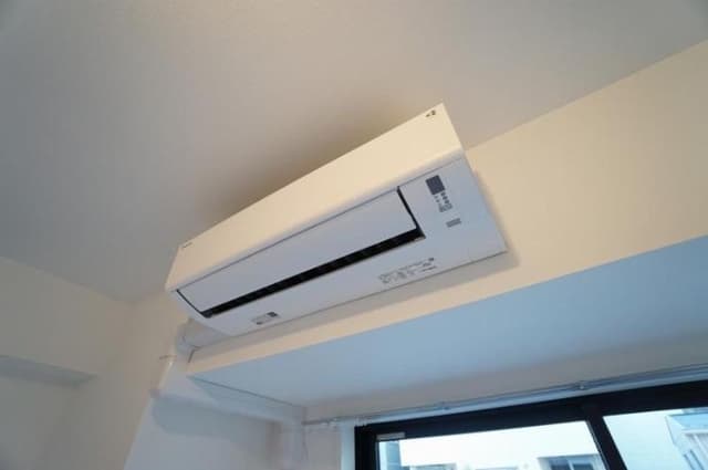 Room image 12