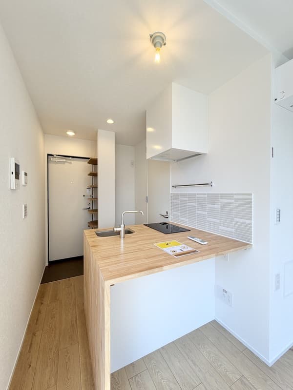 Room image 15