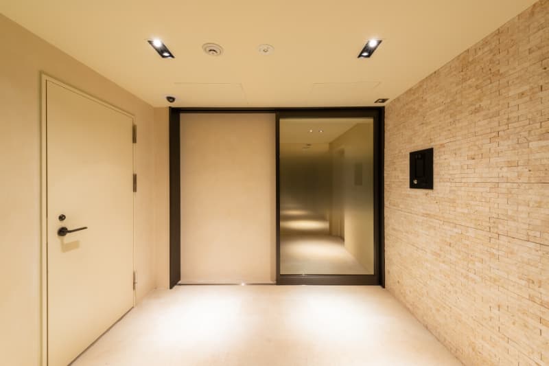 Room image 15