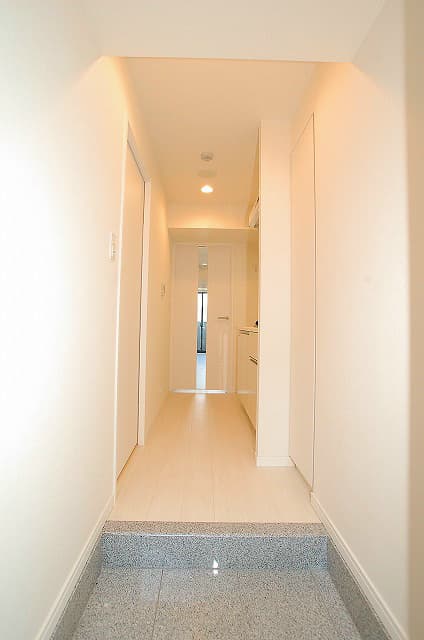Room image 11