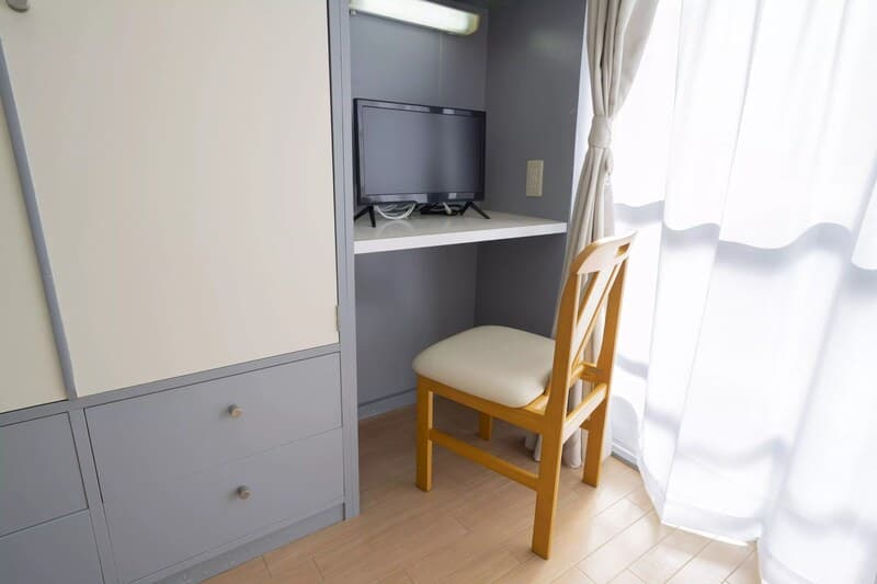 Room image 10