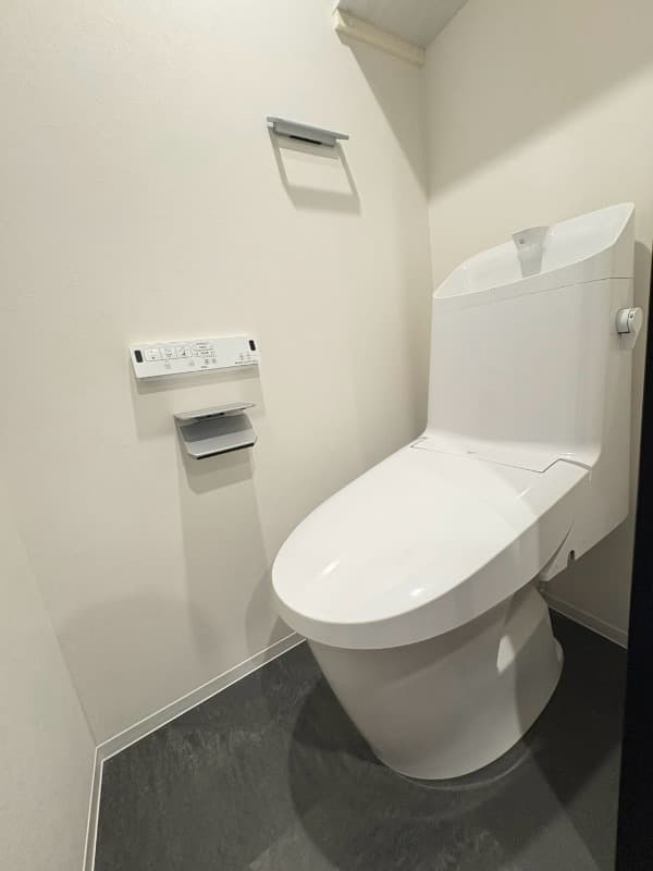 Room image 9