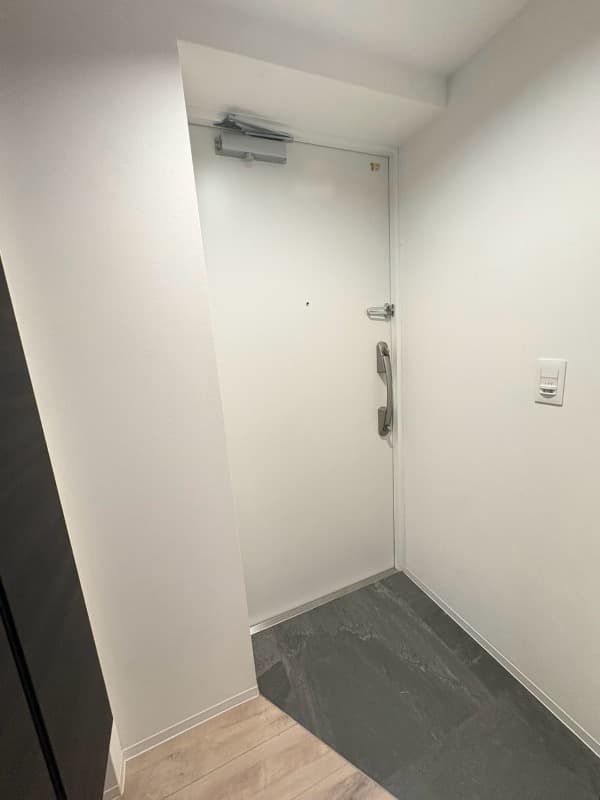 Room image 11