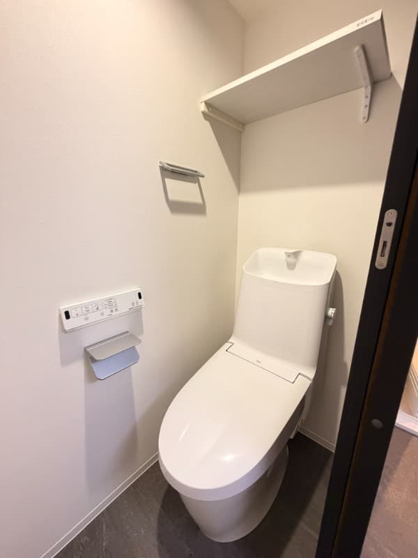 Room image 9