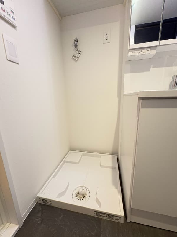 Room image 16