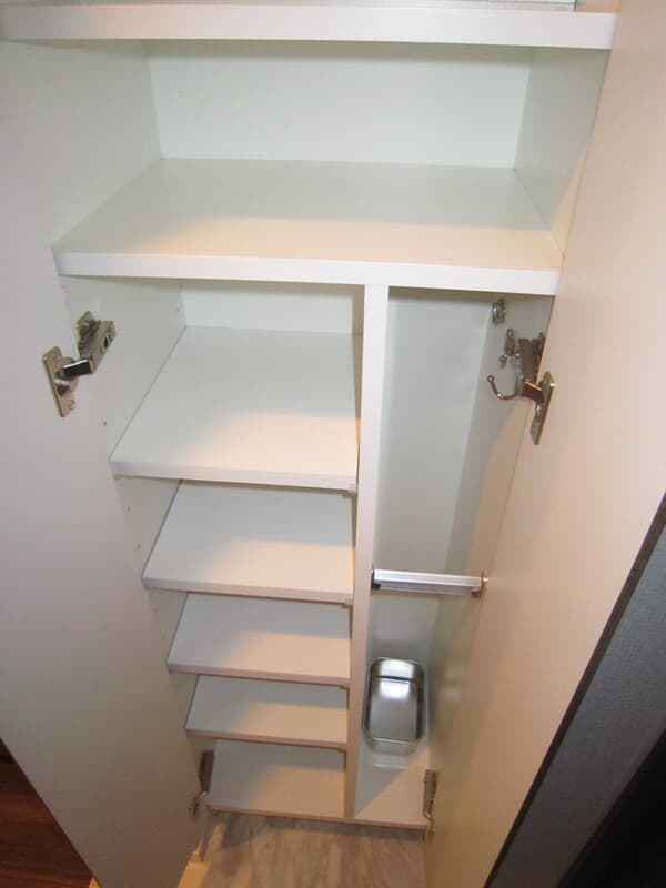Room image 11