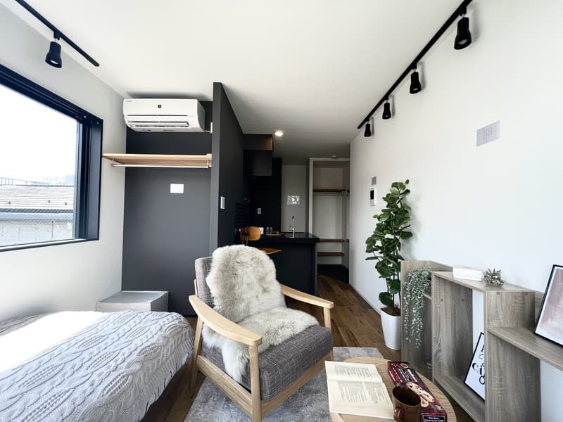 Room image 15