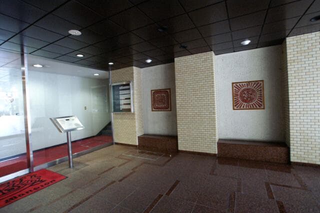 Room image 11