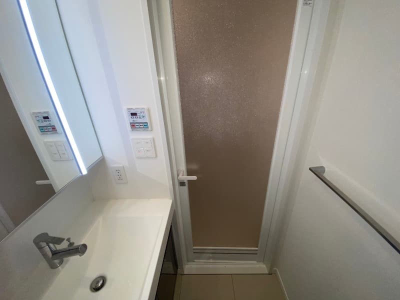 Room image 14