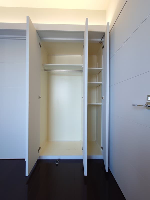 Room image 15