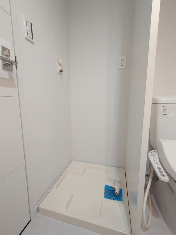 Room image 16