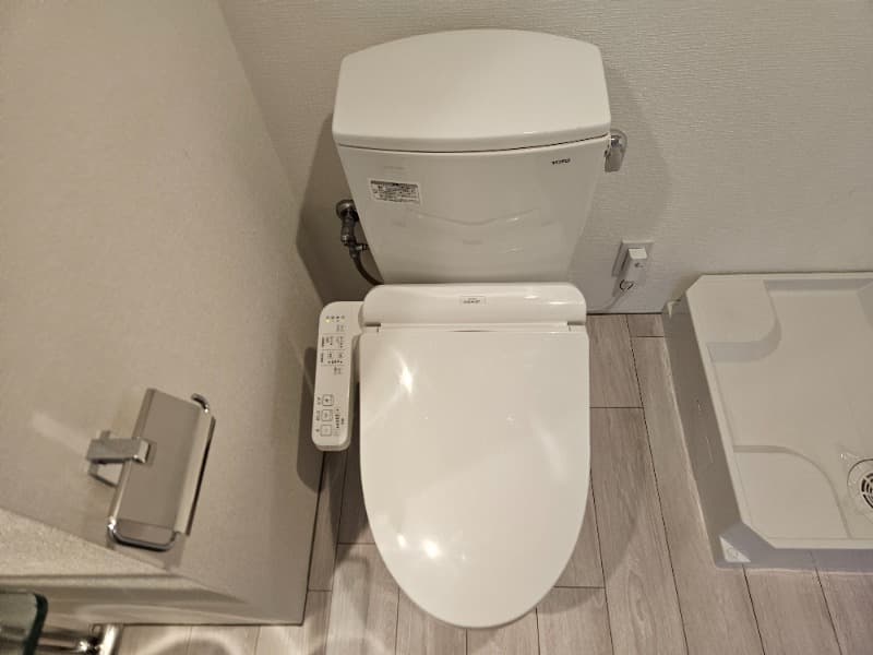 Room image 16