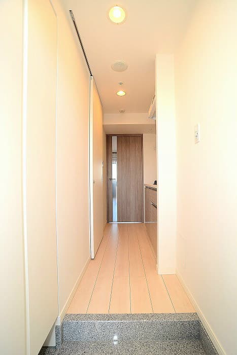 Room image 10