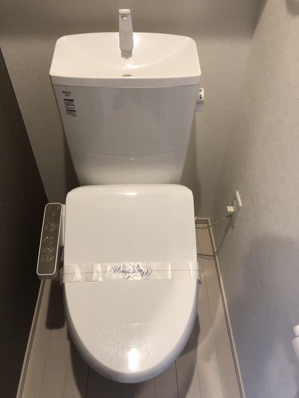 Room image 10