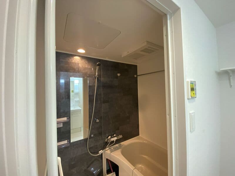 Room image 14