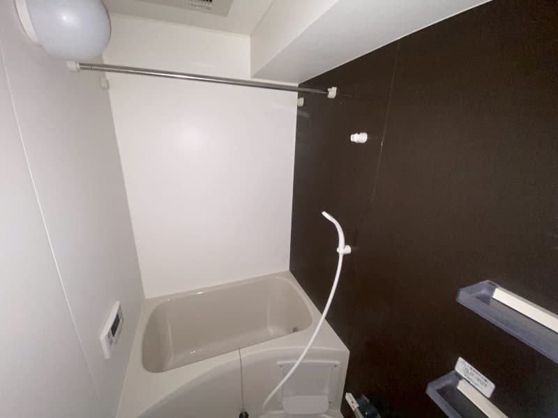 Room image 13